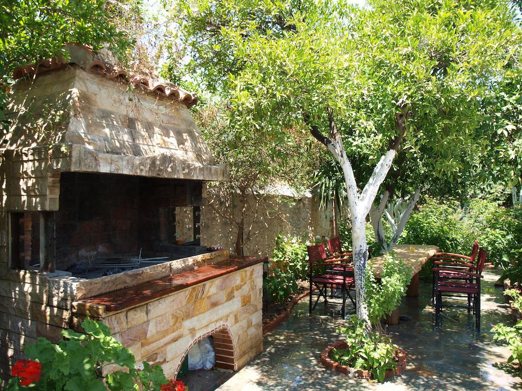 Εlegant Villa Liakos Pigi  Exterior photo