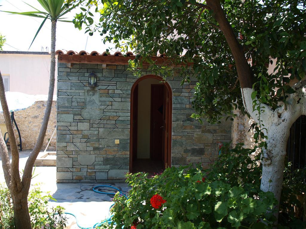 Εlegant Villa Liakos Pigi  Exterior photo