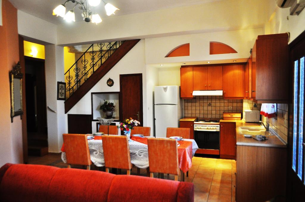 Εlegant Villa Liakos Pigi  Exterior photo